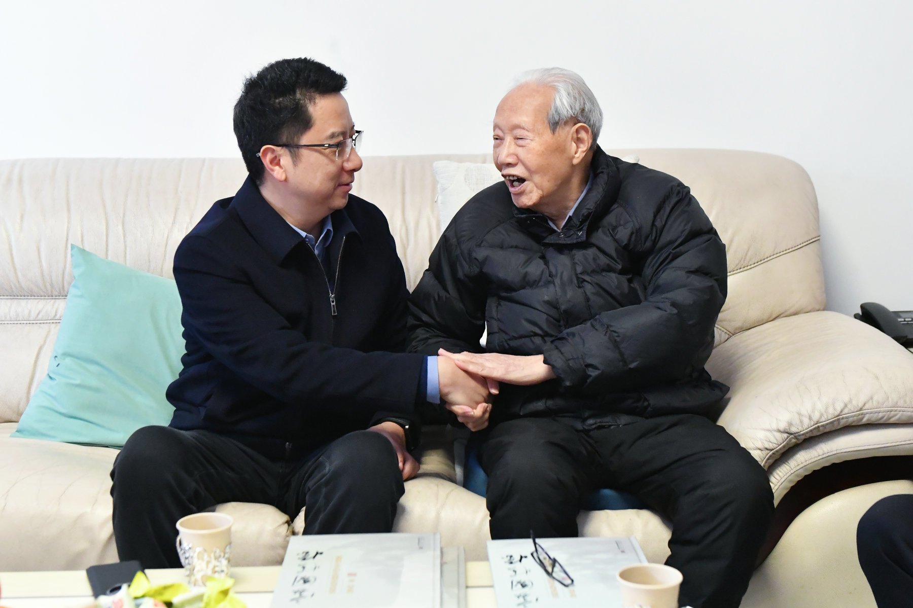 学会党建